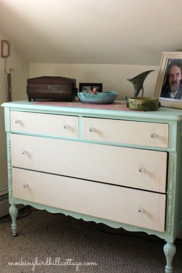 dresser1