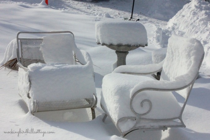 snowonchairs