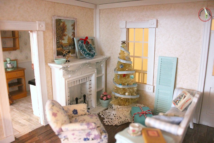 dollhouse living room decorated for Christmas