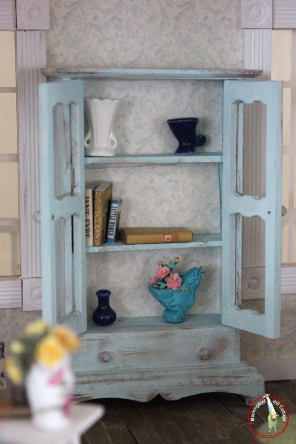 dollhousebluecabinet