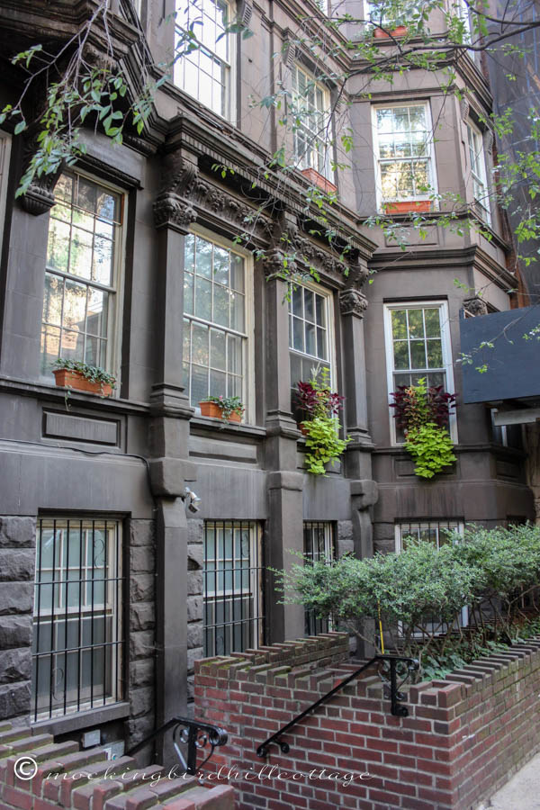 NYC - brownstone3