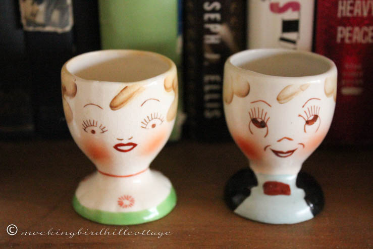 4-29 man&woman egg cup