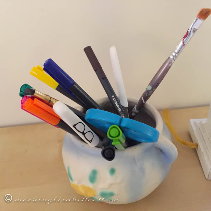 1-12 pencilholder